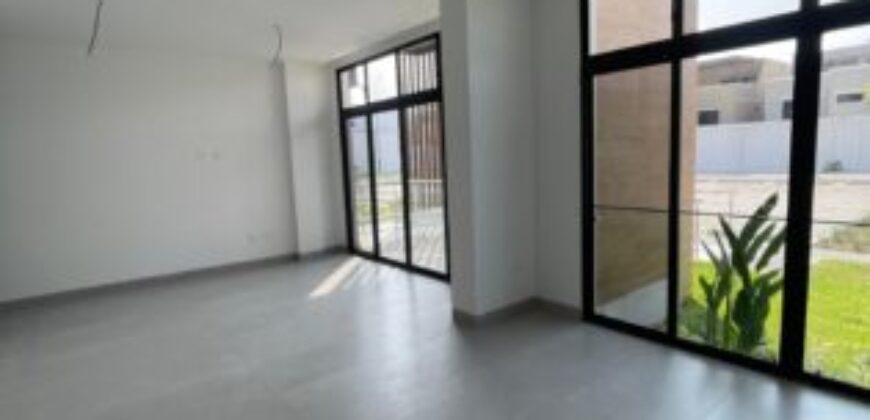 En Alquiler Departamento Planta Baja de Estreno 3 Dorm, en Samborondón Km 3