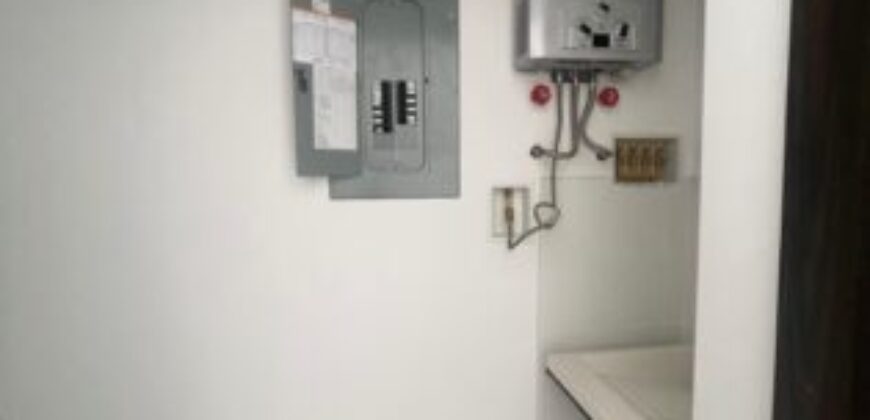 En Alquiler Departamento Planta Baja de Estreno 3 Dorm, en Samborondón Km 3