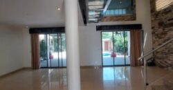 Amplia Casa de 4 Dorm. en Alquiler en Samborondón Km 3