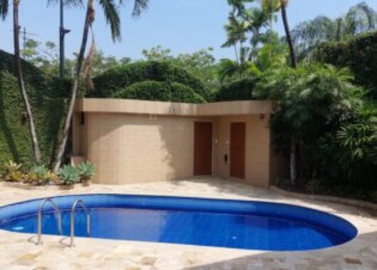 Amplia Casa de 4 Dorm. en Alquiler en Samborondón Km 3