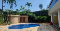 Amplia Casa de 4 Dorm. en Alquiler en Samborondón Km 3