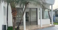 En Venta o Alquiler Hermosa Casa de Una Planta en Castelago con Vista Total Al Lago