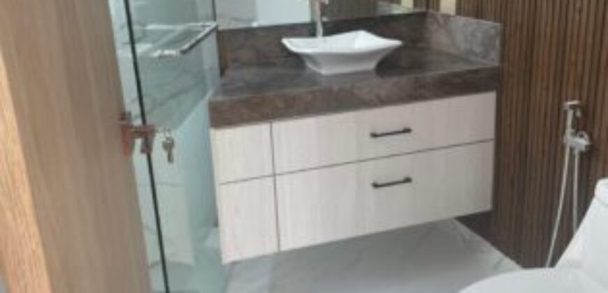 En Venta o Alquiler Hermosa Casa de Una Planta en Castelago con Vista Total Al Lago