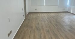 En Venta o Alquiler Hermosa Casa de Una Planta en Castelago con Vista Total Al Lago