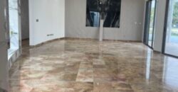 En Venta o Alquiler Hermosa Casa de Una Planta en Castelago con Vista Total Al Lago