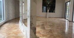 En Venta o Alquiler Hermosa Casa de Una Planta en Castelago con Vista Total Al Lago