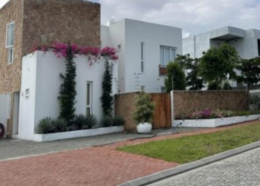 ¡Casa de 4 Dorm. de Estreno en Venta en Olón! ️estilo Mediterráneo