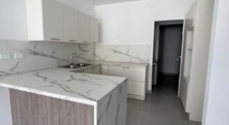 En Alquiler Departamento de 3 Dorm. de Estreno en Riona