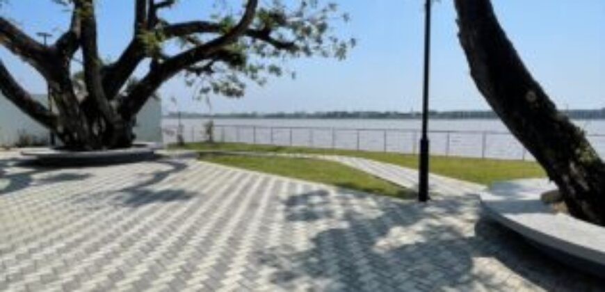 En Alquiler Departamento de 3 Dorm. de Estreno en Riona