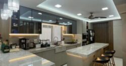 Hermosa Casa Remodelada de 3 Dorm. en Venta en El Km 2.5 de Samborondon