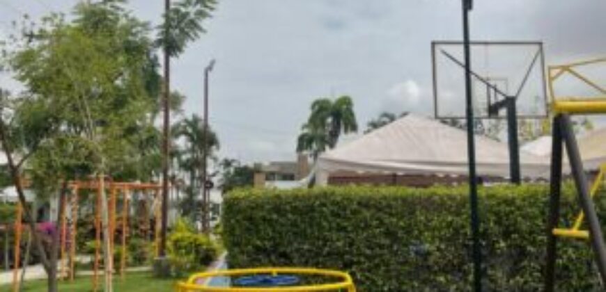 Hermosa Casa Remodelada de 3 Dorm. en Venta en El Km 2.5 de Samborondon