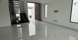 Hermosa Casa de 3 Dorm. Lista Para Estrenar en Isla Celeste\estribor