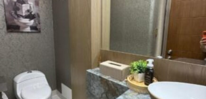 Hermosa Casa Remodelada de 3 Dorm. en Venta en El Km 2.5 de Samborondon