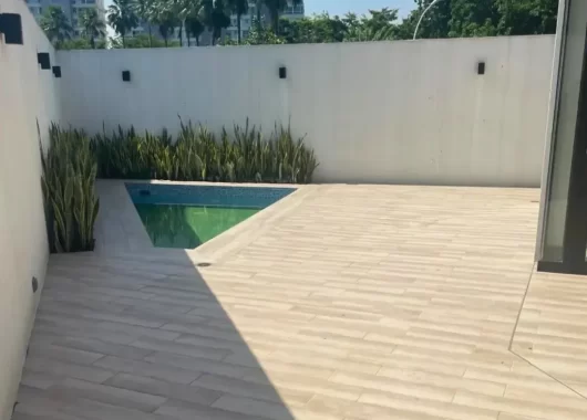 En Venta Casa de Estreno en Isla Mocolí Urb. Blue Bay