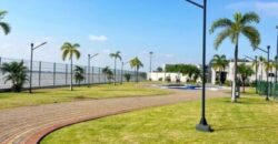 Terreno de 556 m² en Venta en Samborondon, Isla Mocoli Urb. Sotavento