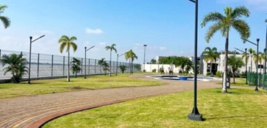 Terreno de 556 m² en Venta en Samborondon, Isla Mocoli Urb. Sotavento