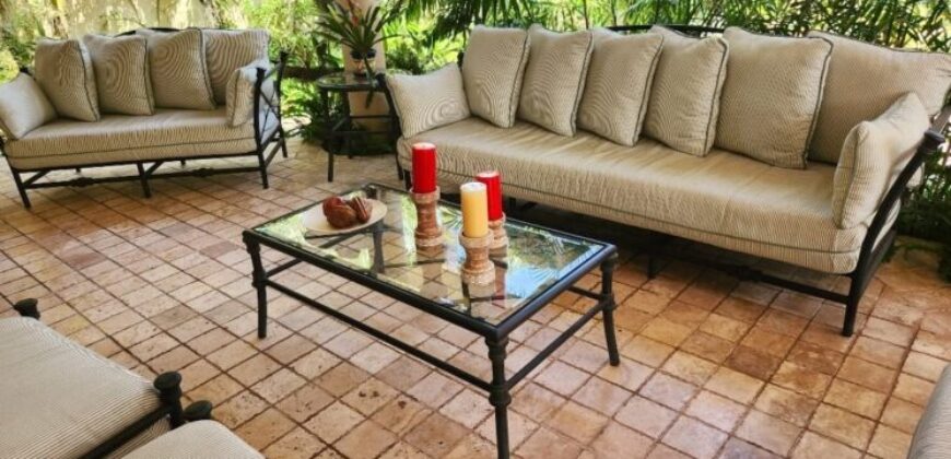 Hermosa Casa en Venta de 4 Dorm., Km 6 Vía Samborondón