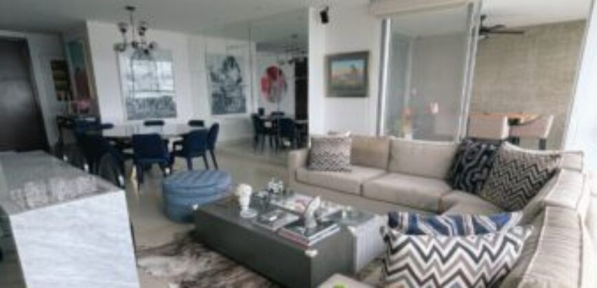 Espectacular Departamento Planta Baja con Vista Al Rio, Samborondon Km 4