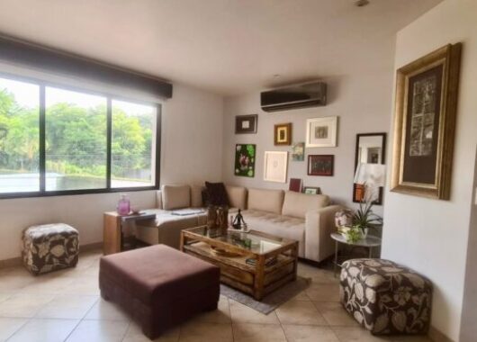 En Venta Departamento de 2 Dorm. Amoblado Listo Para Vivir, Km 5 Via Samborondon