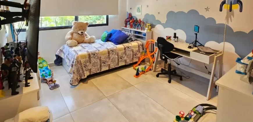 En Venta Hermosa Casa de 3 Dorm. Moderna y Remodelada, Isla Mocoli