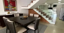 En Venta Departamento de 2 Pisos y 3 Dorm. Full Amoblado tipo Loft en Los Ceibos