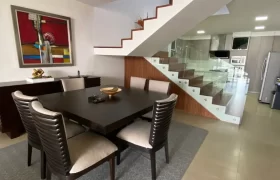 En Venta Departamento de 2 Pisos y 3 Dorm. Full Amoblado tipo Loft en Los Ceibos