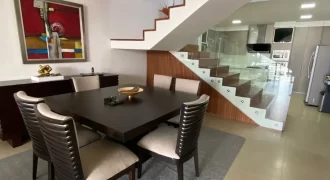 En Venta Departamento de 2 Pisos y 3 Dorm. Full Amoblado tipo Loft en Los Ceibos