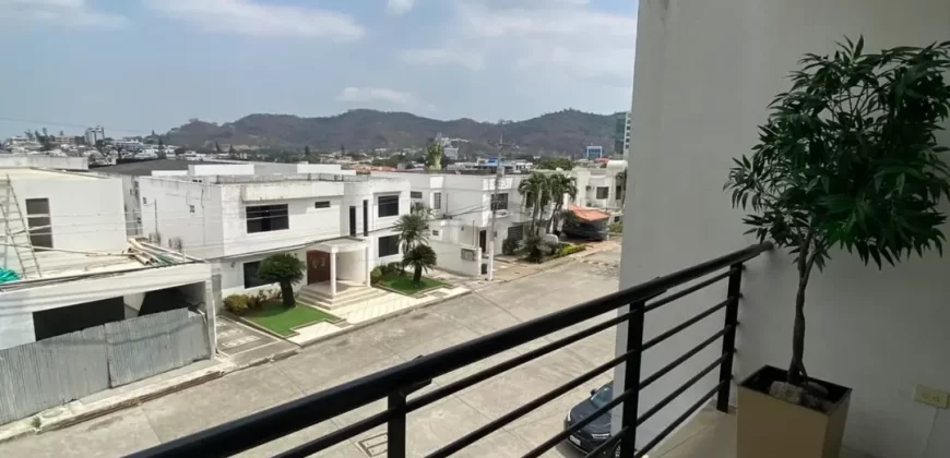 En Venta Departamento de 2 Pisos y 3 Dorm. Full Amoblado tipo Loft en Los Ceibos