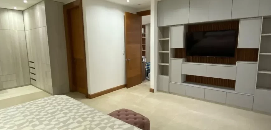 En Venta Departamento de 2 Pisos y 3 Dorm. Full Amoblado tipo Loft en Los Ceibos