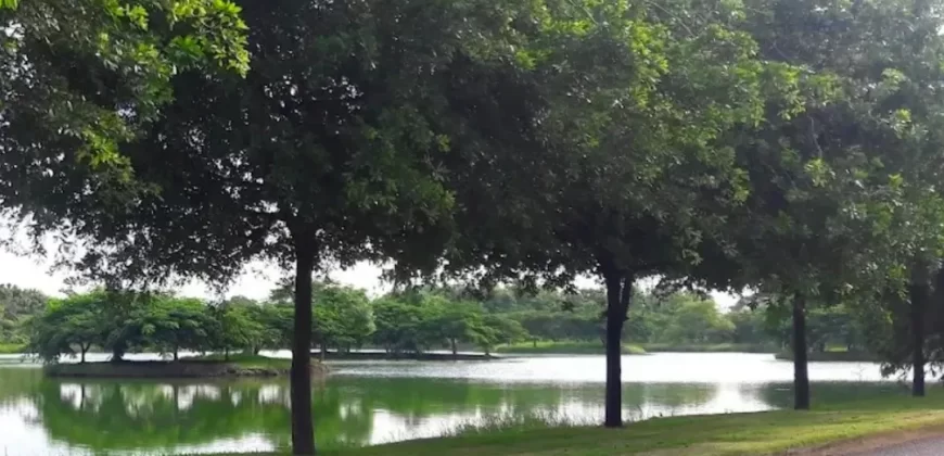 Terreno de 750 m² en Venta en Exclusiva Urbanizacion de Samborondón, La Ribera del Batán