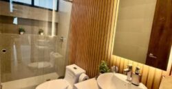 Moderna Casa en Venta de 3 Dorm. en Isla Celeste, Estribor