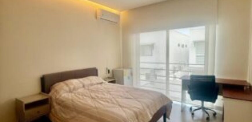 Moderna Casa en Venta de 3 Dorm. en Isla Celeste, Estribor