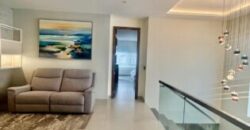 Moderna Casa en Venta de 3 Dorm. en Isla Celeste, Estribor