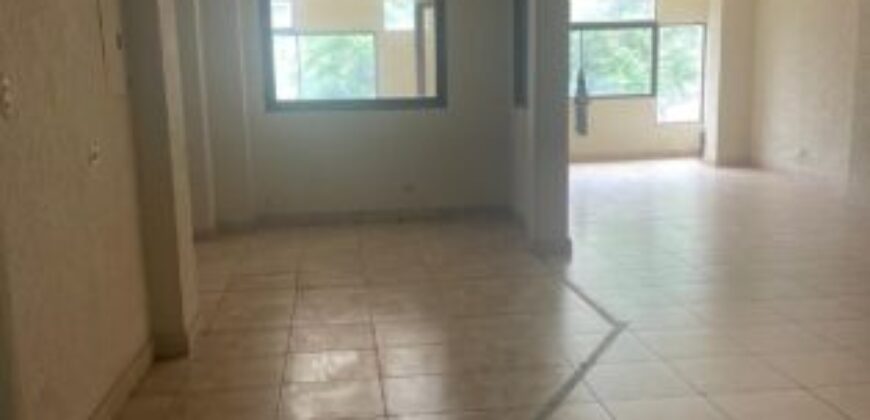 Oficina de 214 m² en Venta en Centro de Guayaquil, Calle Panamá