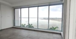 En Alquiler Penthouse de 3 Dorm. en Isla Mocoli