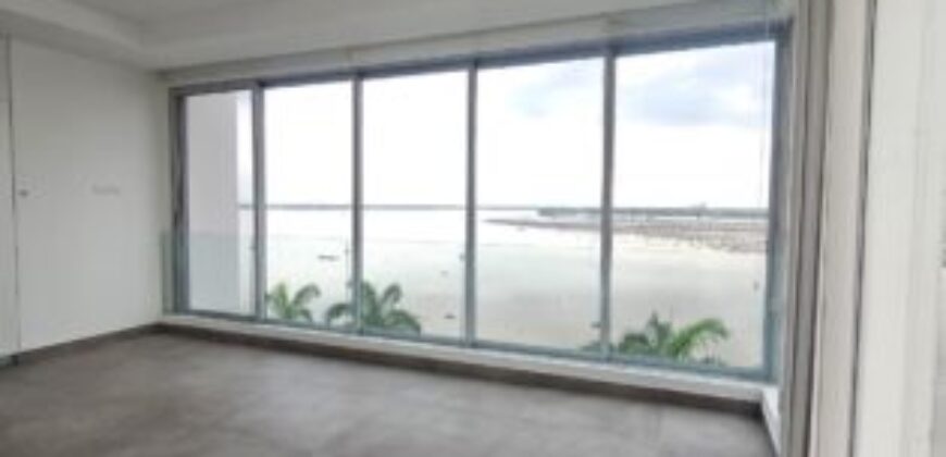 En Alquiler Penthouse de 3 Dorm. en Isla Mocoli