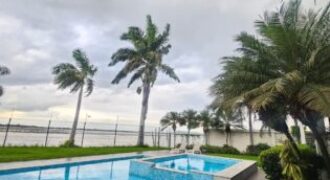 En Alquiler Penthouse de 3 Dorm. en Isla Mocoli