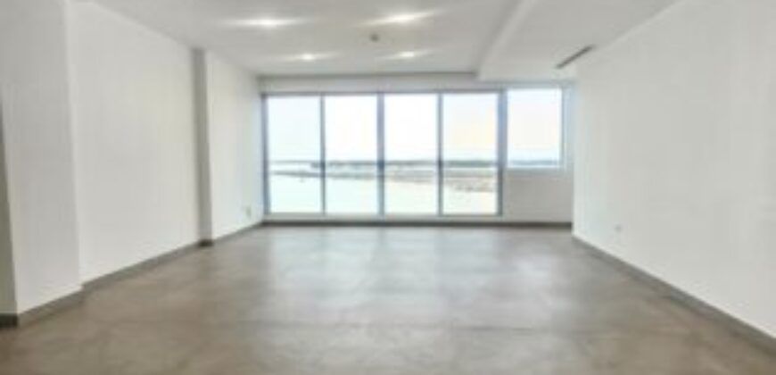 En Alquiler Penthouse de 3 Dorm. en Isla Mocoli