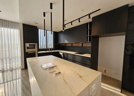 Moderno Departamento de 3 Dorm. en Alquiler, Isla Mocoli