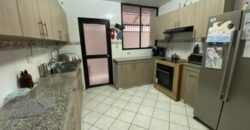 En Venta Departamento de 3 Dorm. en Portón de Las Lomas
