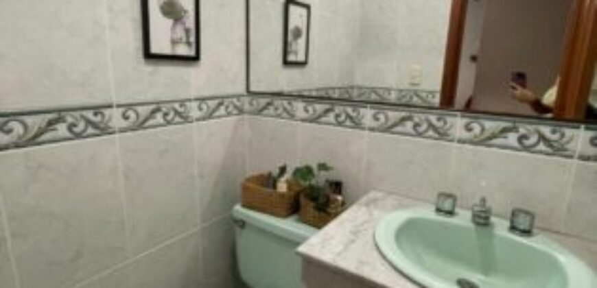 En Venta Departamento de 3 Dorm. en Portón de Las Lomas