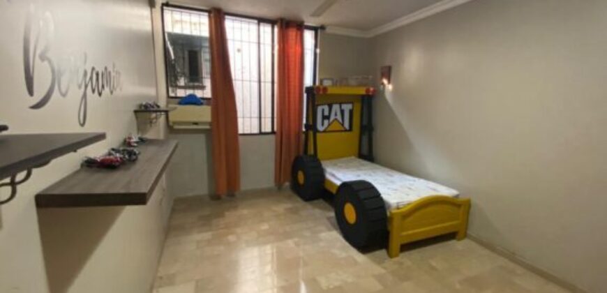 En Venta Departamento de 3 Dorm. en Portón de Las Lomas