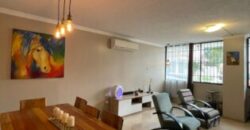 En Venta Departamento de 3 Dorm. en Portón de Las Lomas