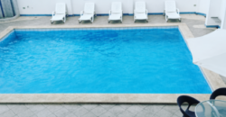 En Venta Departamento de 3 Dorm. en Portón de Las Lomas