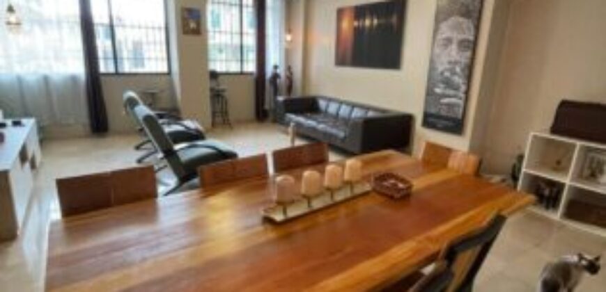 En Venta Departamento de 3 Dorm. en Portón de Las Lomas