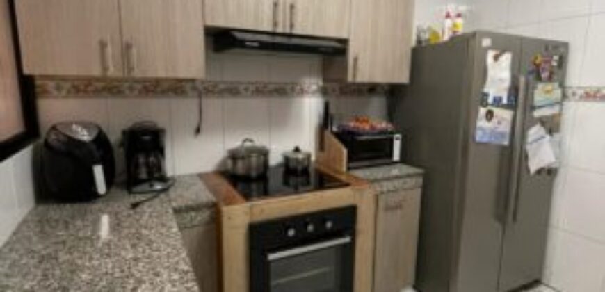 En Venta Departamento de 3 Dorm. en Portón de Las Lomas