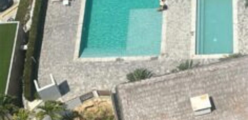 Exclusiva Suite de 50 m², Casi Nueva, Ubicada Frente Al Mar en Una de Las Zonas Más Privilegiadas