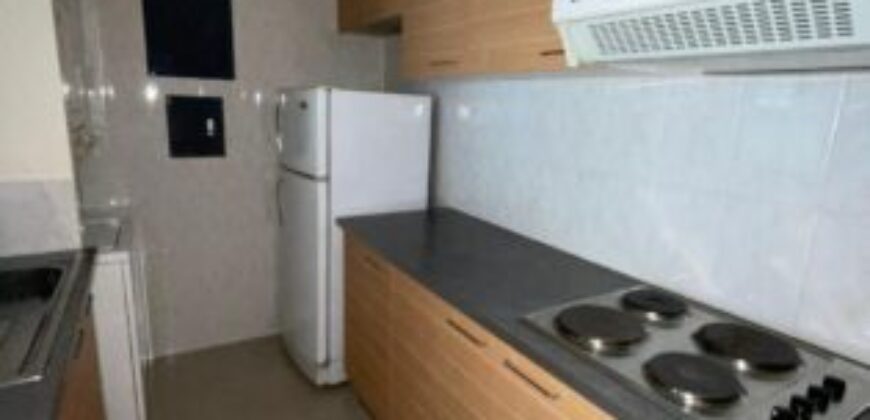 En Venta suite amoblada en Torres del sol, con parqueo