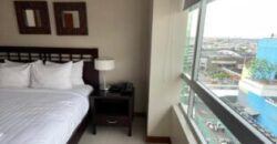 En Venta suite amoblada en Torres del sol, con parqueo