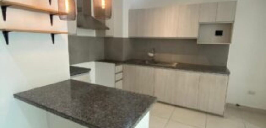 En Alquiler Departamento de 2 Dorm. en 100 Olivos Parc, Increible Vista Panoramica